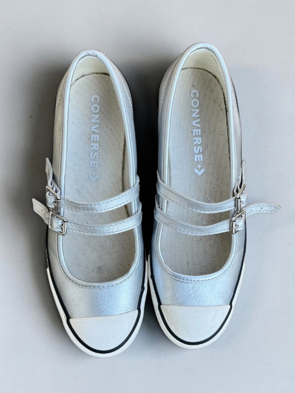Converse Silver Metallic Double Buckle Mary Jane Women’s 7.5 - Picture 8 of 8